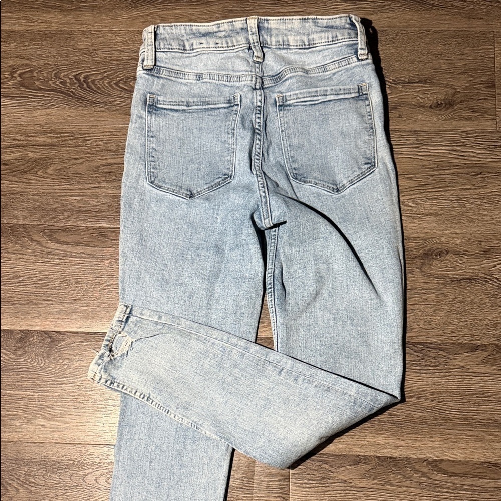 GAP Highrise Universal Legging Jeans